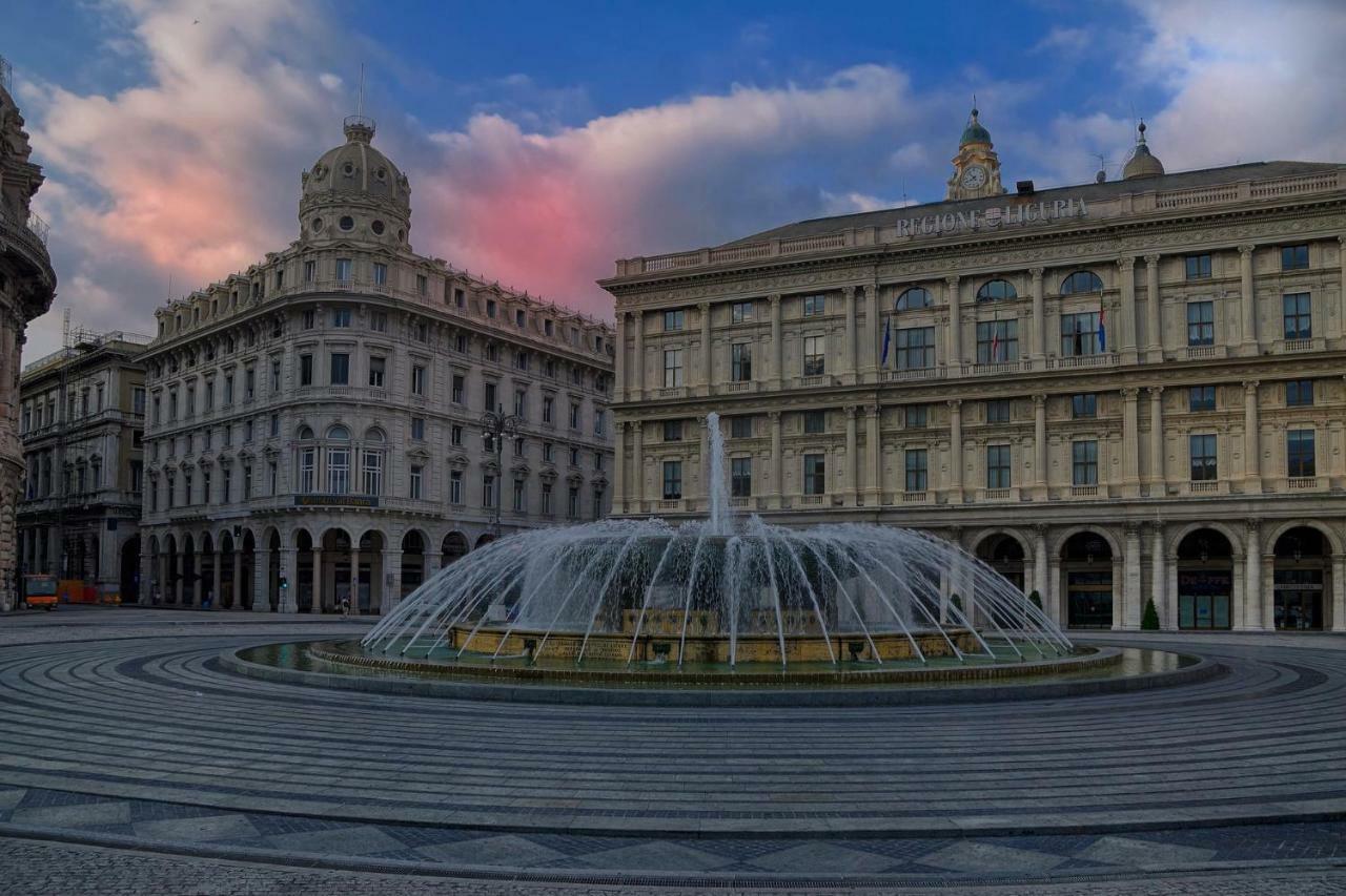 Joivy Elegant Flat For 7, In The Heart Of Genoa Apartment Exterior foto